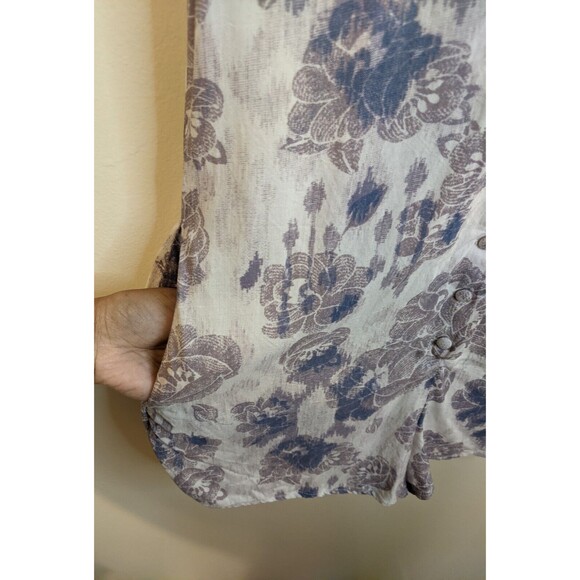 Honey Punch Romper Floral Cut Out Back Short Sleeve Button Front Pockets Small - Picture 4 of 7